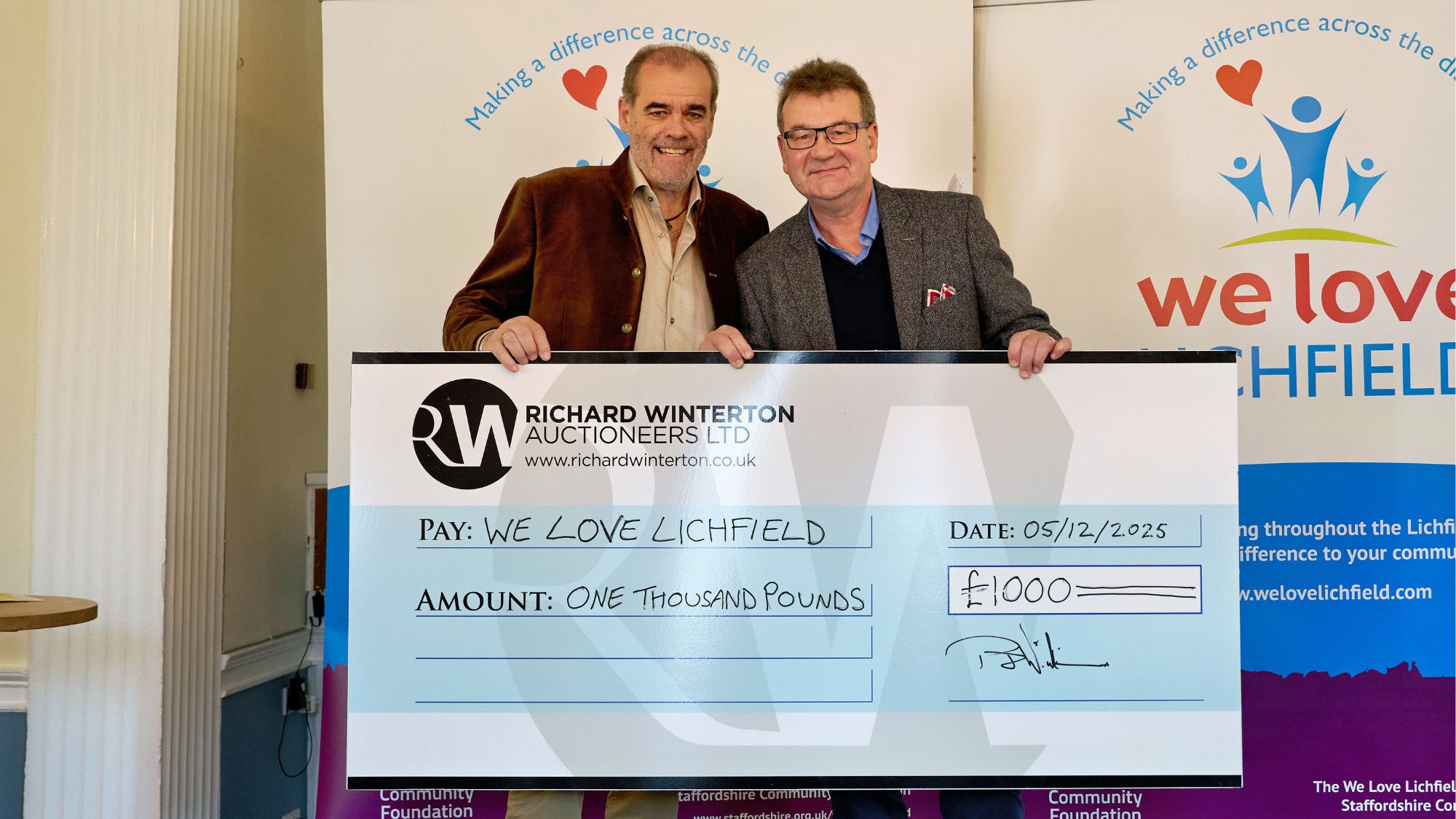 WLL Xmas 2025 Cheque Presentation Simon Price Richard Winterton Web News Page Top
