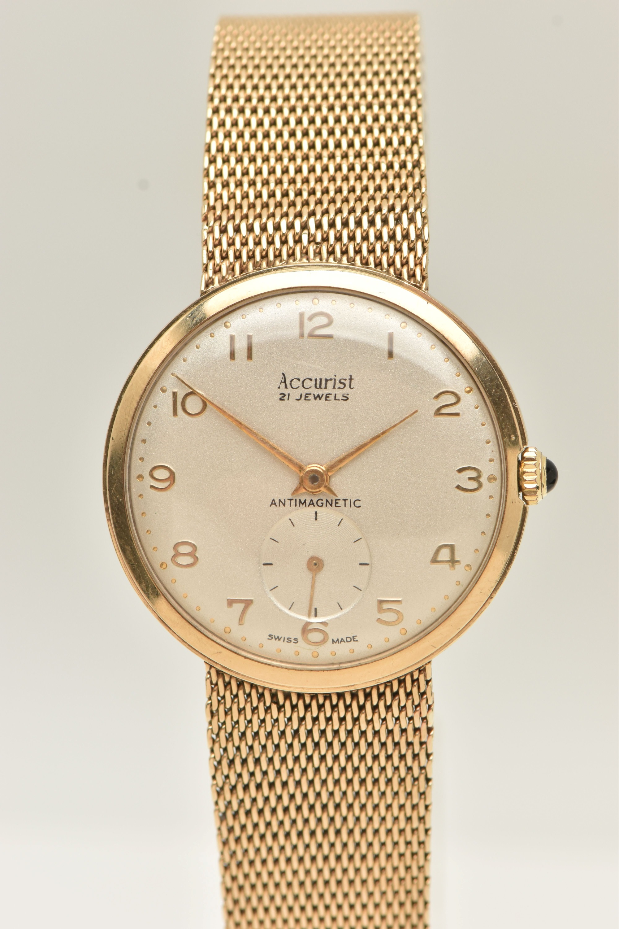 9Ct Gold Accurist Watch Sold £600