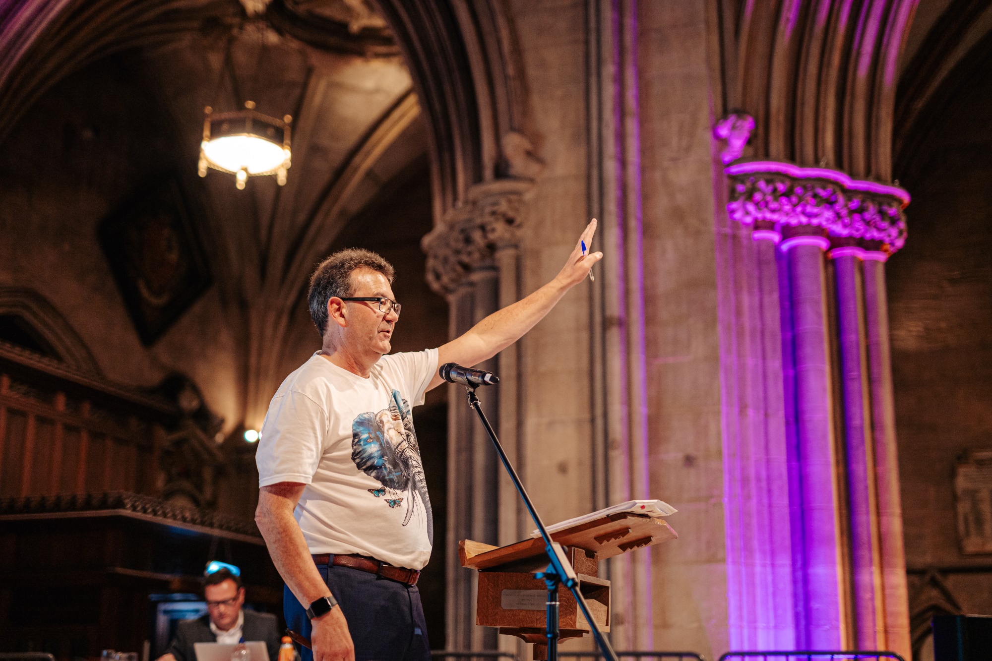 A wonderful evening with an elephant-astic total raised for St Giles Hospice. Note Richard's elephant T-shirt!