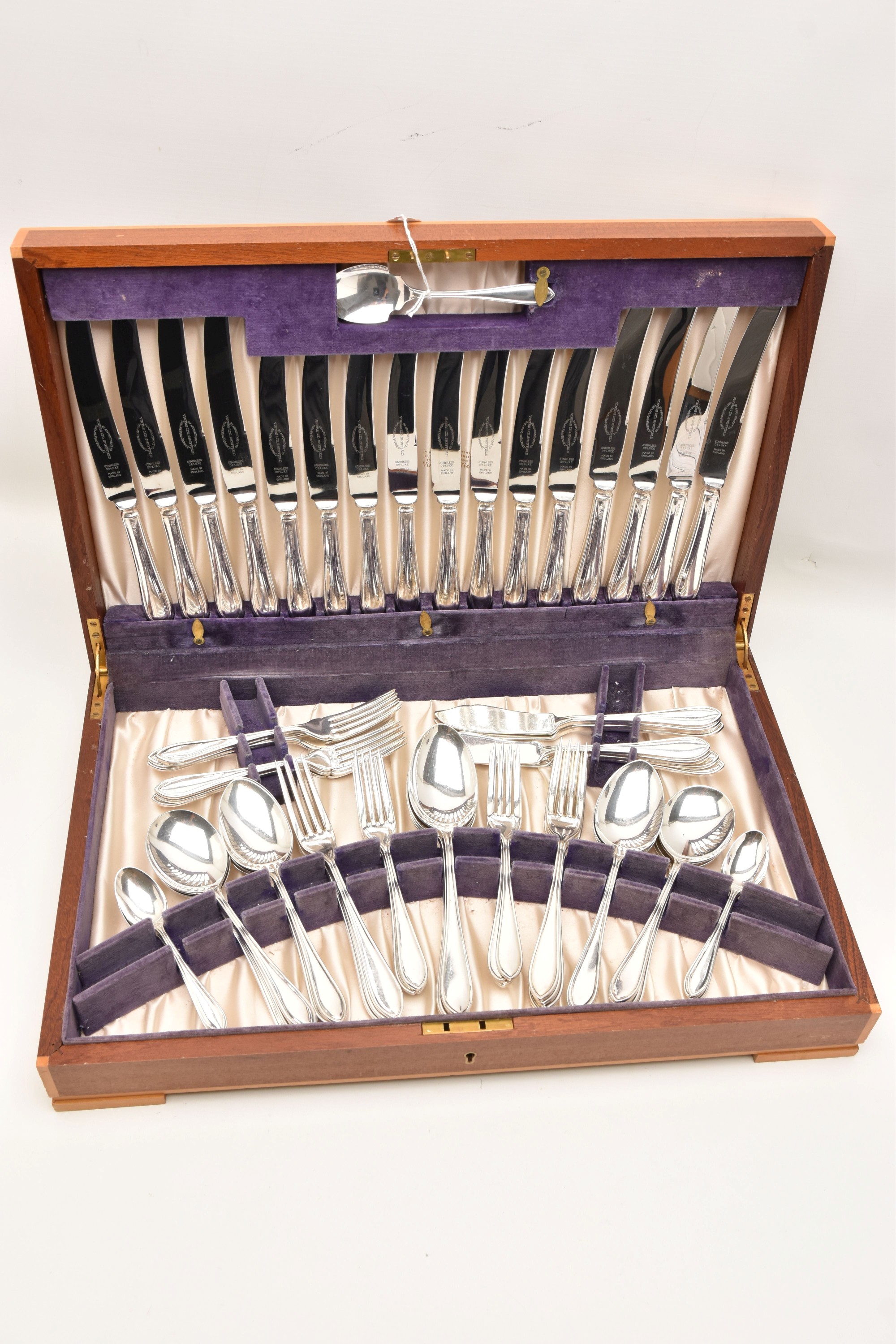 Canteen Of Silver Cutlery Viner's Ltd Sheffield Sold £2,800