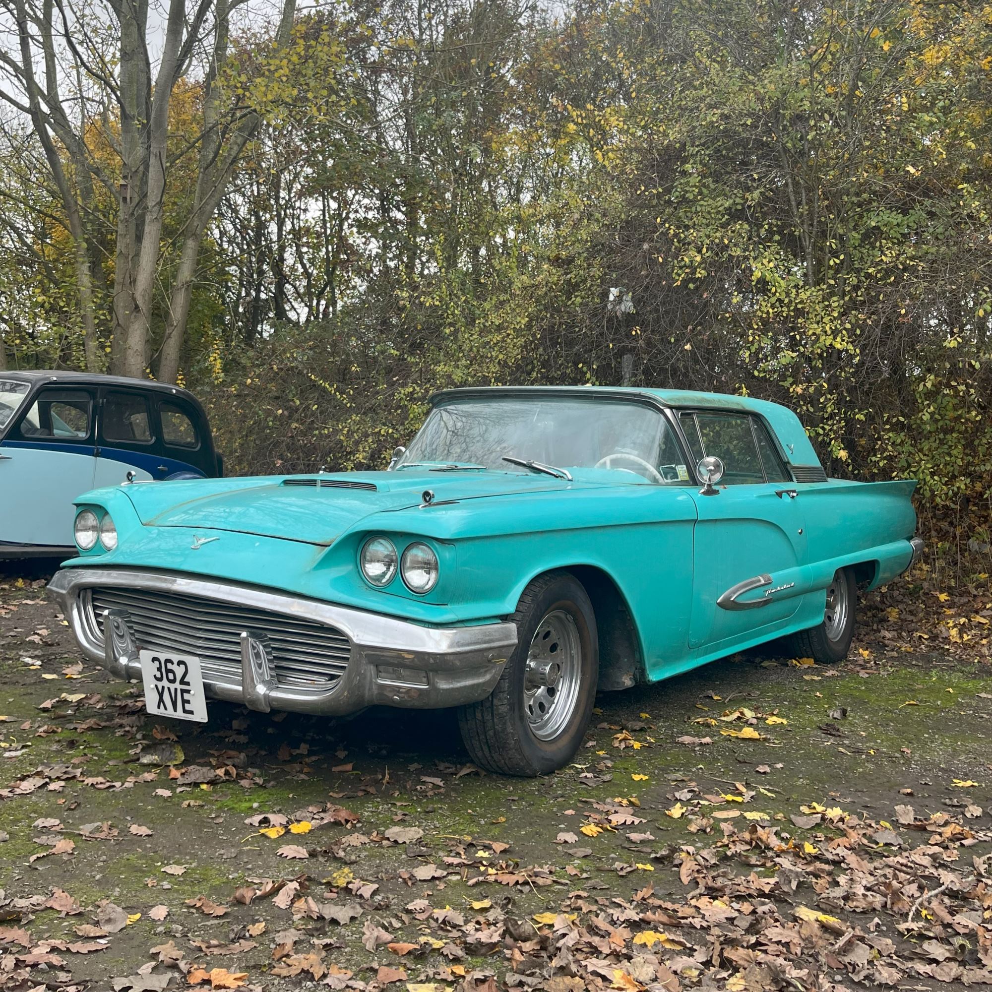 The 1959 Ford Thunderbird coupe 7L V8 was imported from New York.