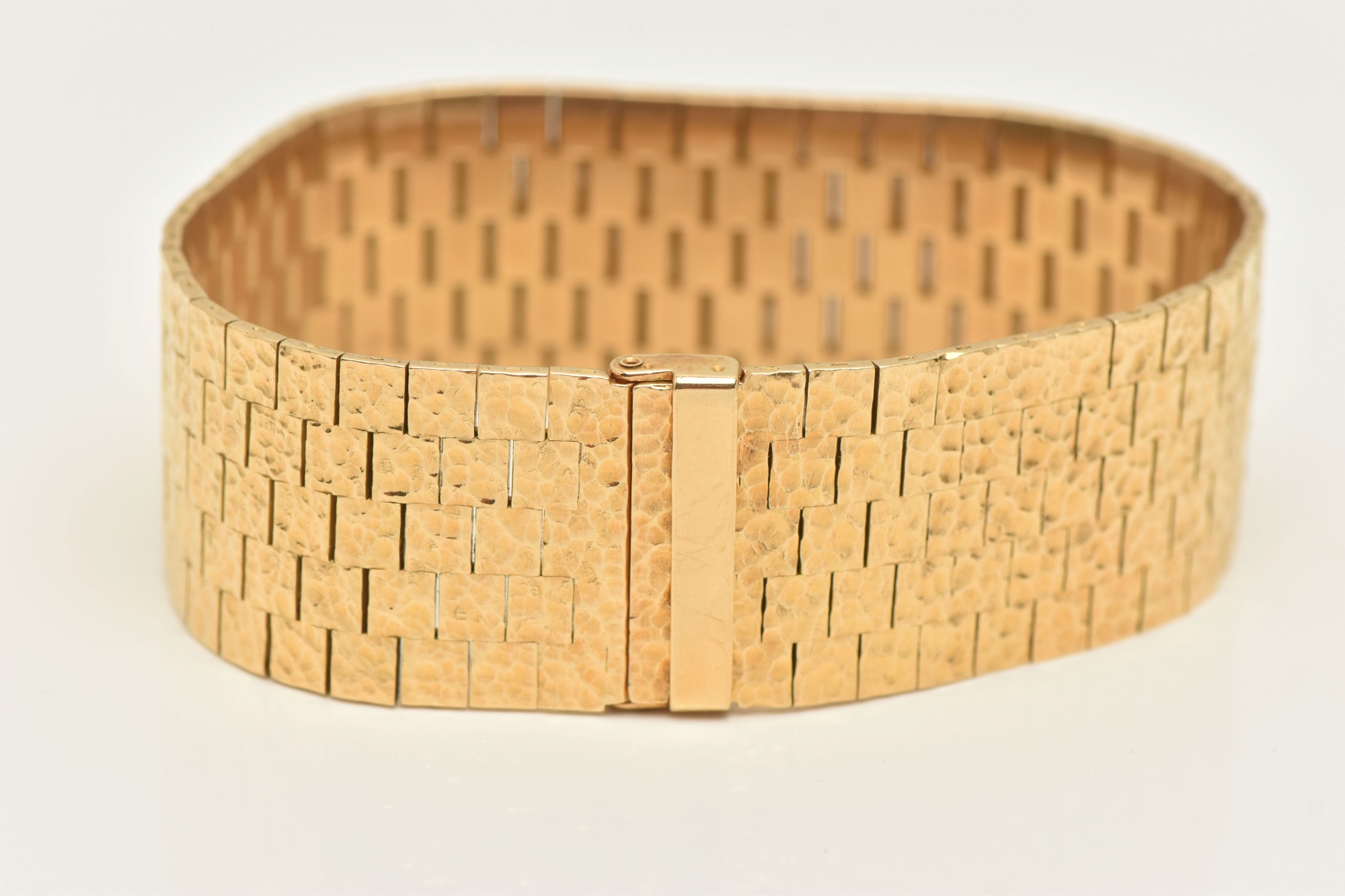 18Ct Gold Articulated Bracelet Sold £3,800