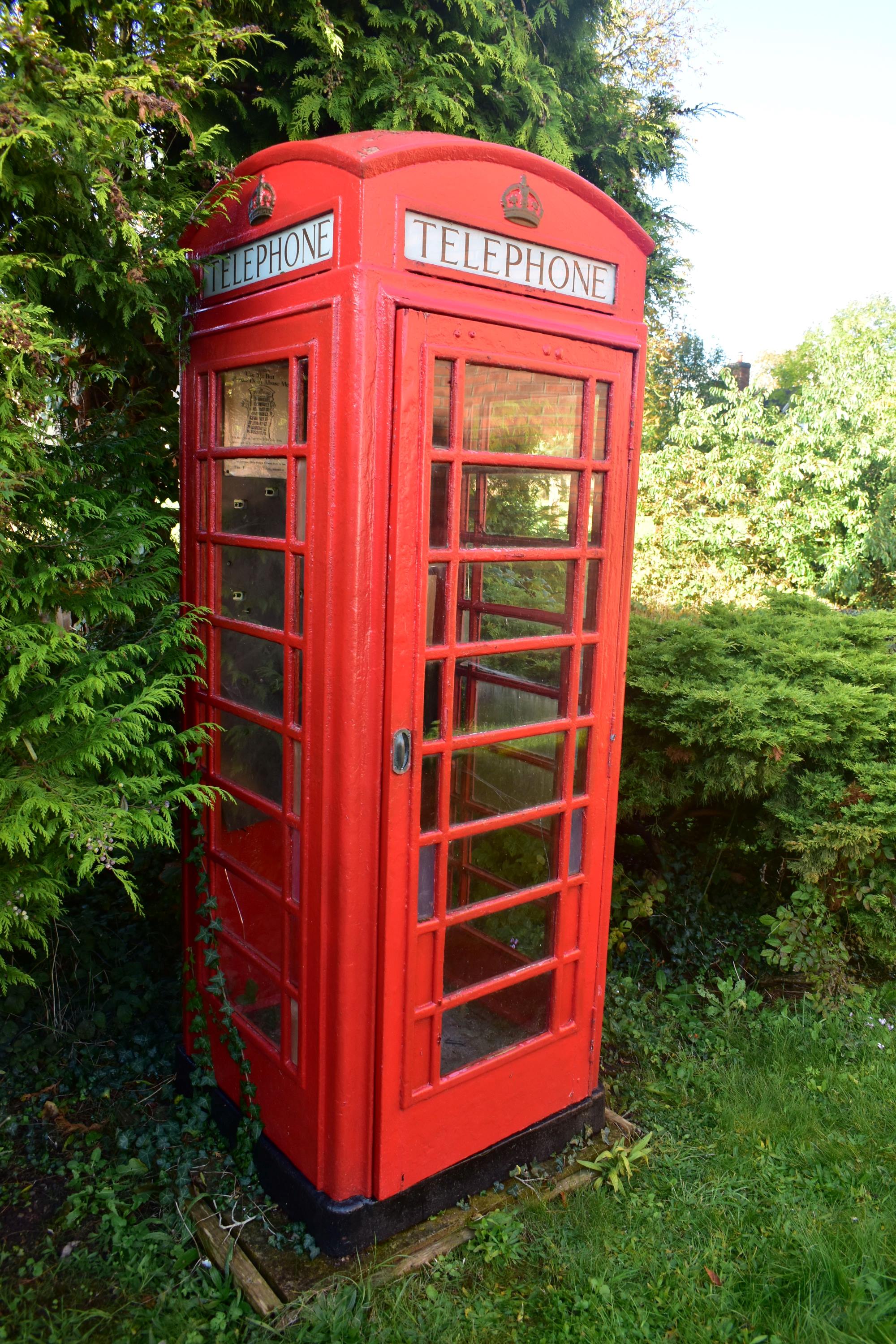 K6 Red Telephone Box Sold £2,000