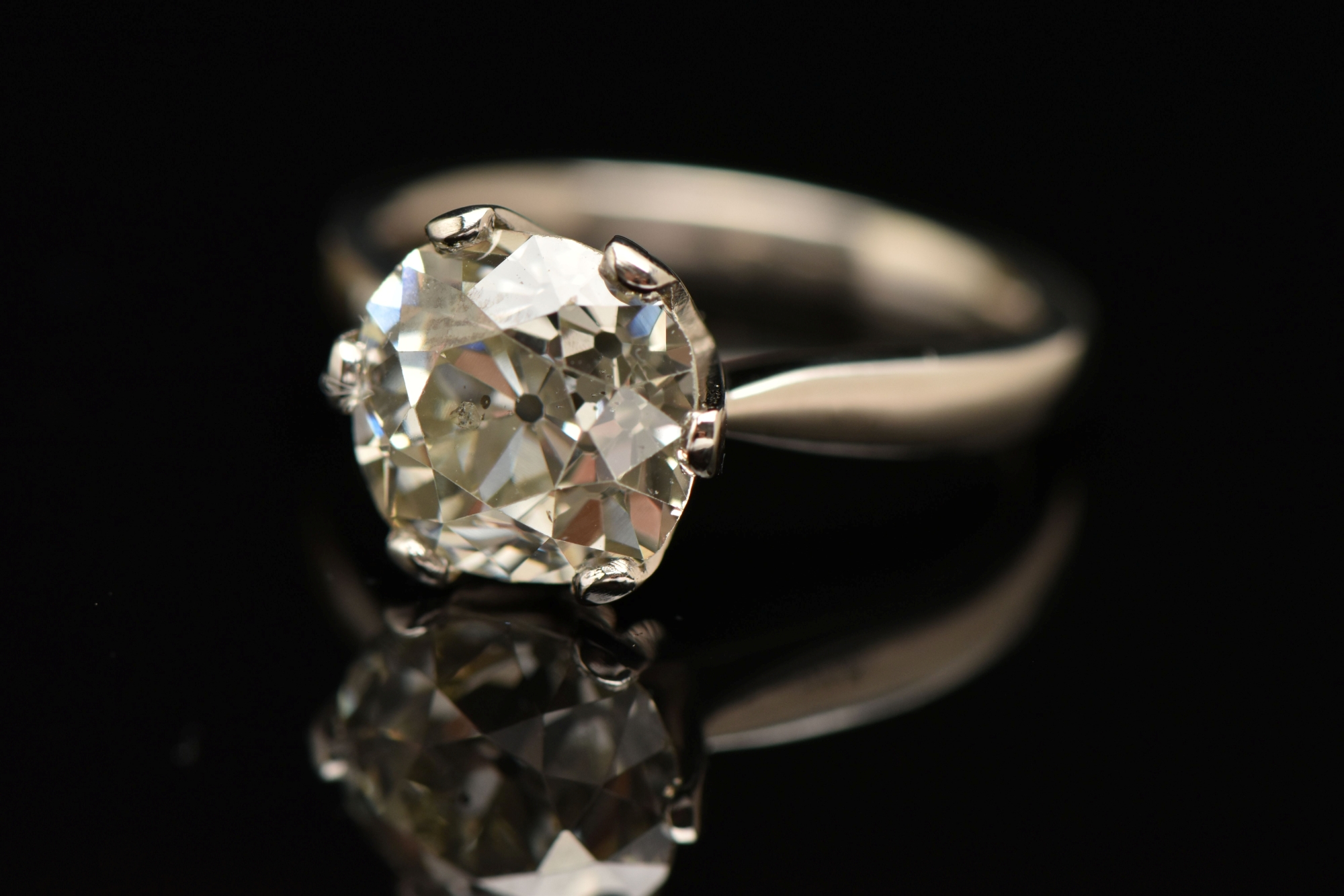 Certified natural 3.54ct single stone diamond platinum ring sold £8,000.jpg
