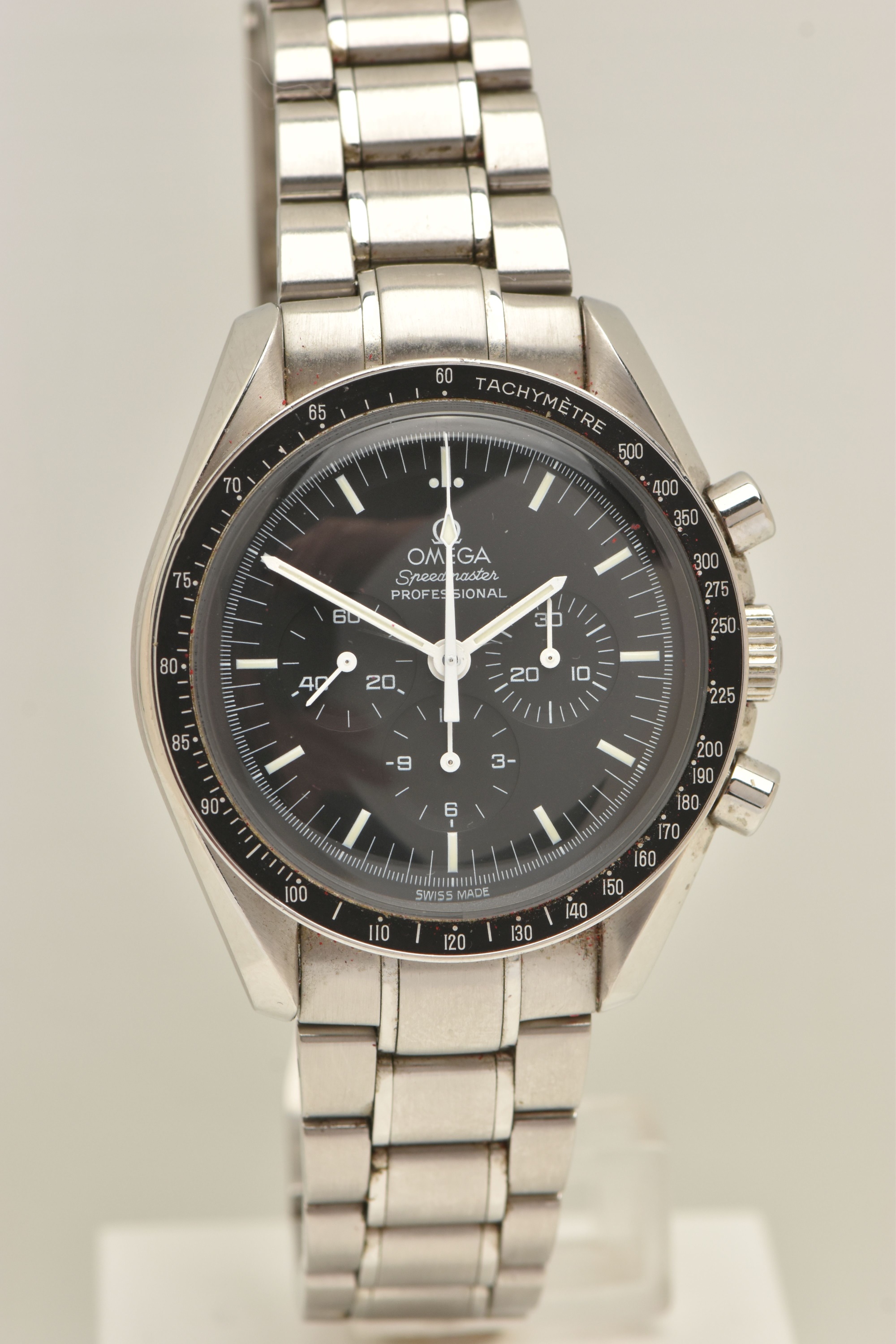 405 Omega Speedmaster Moonwatch